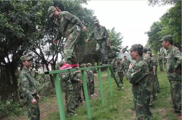 Treinamento de expansão da OMG Whampoa Military Academy em 2016 Treinamento de expansão da OMG Whampoa Military Academy em 2016