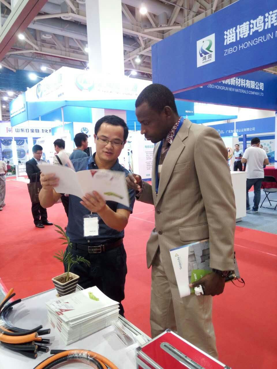 OMG participou da Expo Indústria China-Japão-Coreia 2016 em Weifang, Shandong